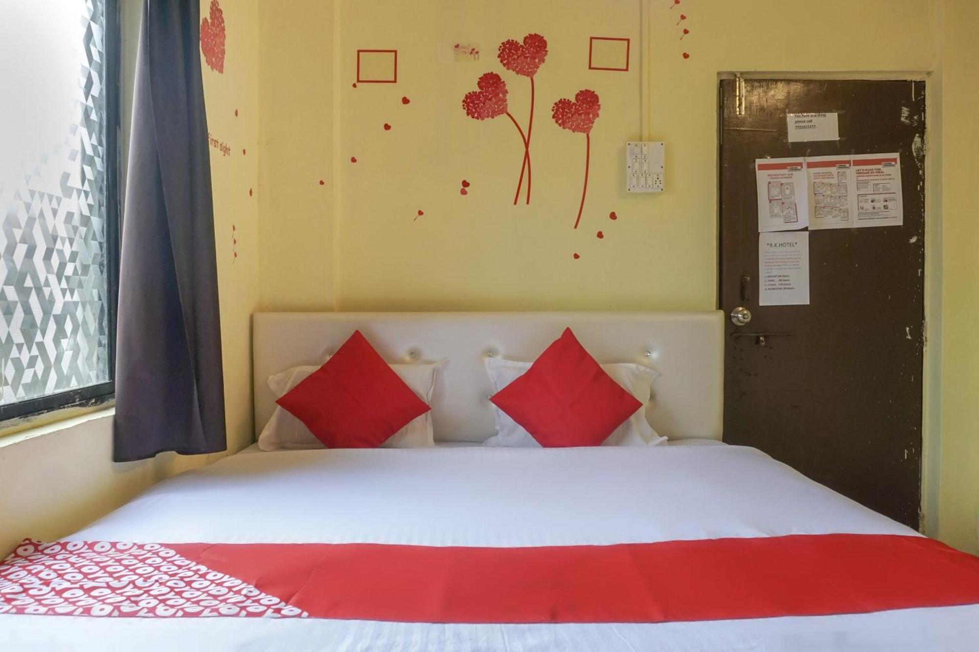 Hotel O R K Hotel Pimpri-Chinchwad Экстерьер фото