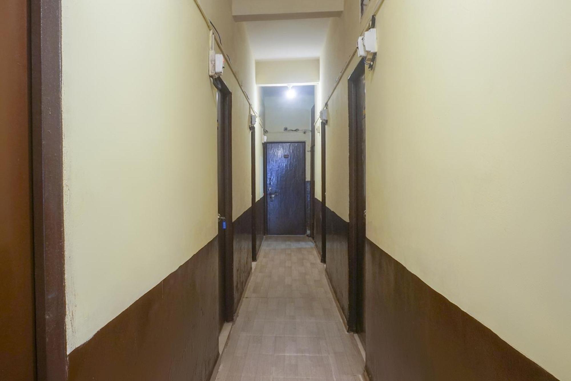 Hotel O R K Hotel Pimpri-Chinchwad Экстерьер фото
